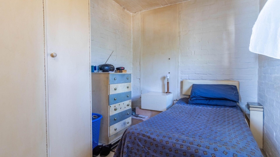 6 Bedroom Property for Sale in De Kelders Western Cape